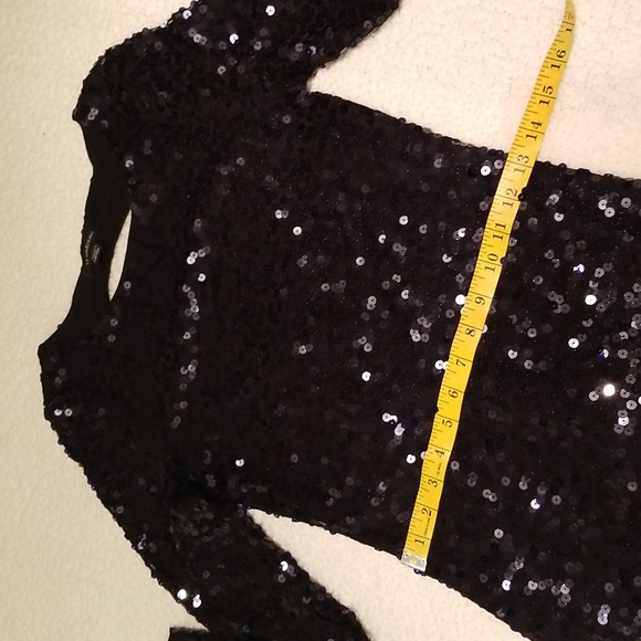 Le Chateau Sequined Keyhole Cut-out Bodycon Dress / Sz XXS / Eggplant Colour - Picture 15 of 17